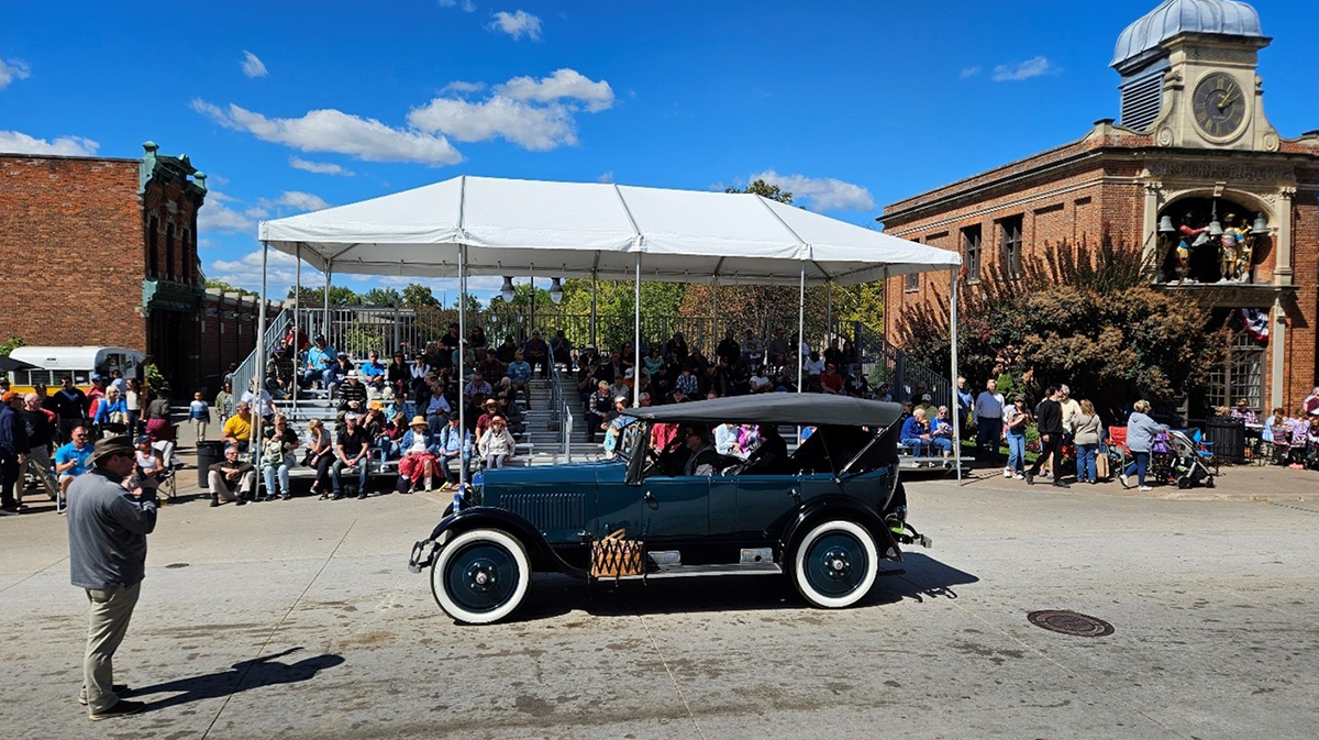 Narrated pass-in-review sessions provided a moment in the spotlight for participating cars, like this 1923 Studebaker Big Six