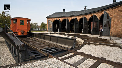 Background Roundhouse